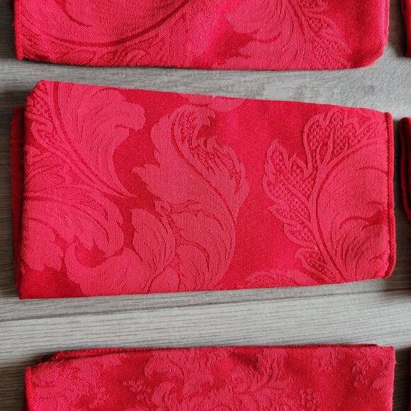 Set Of 8 Red Damask Napkins - Cotton & Polyester Blend - Elegant Design - Picture 4 of 5